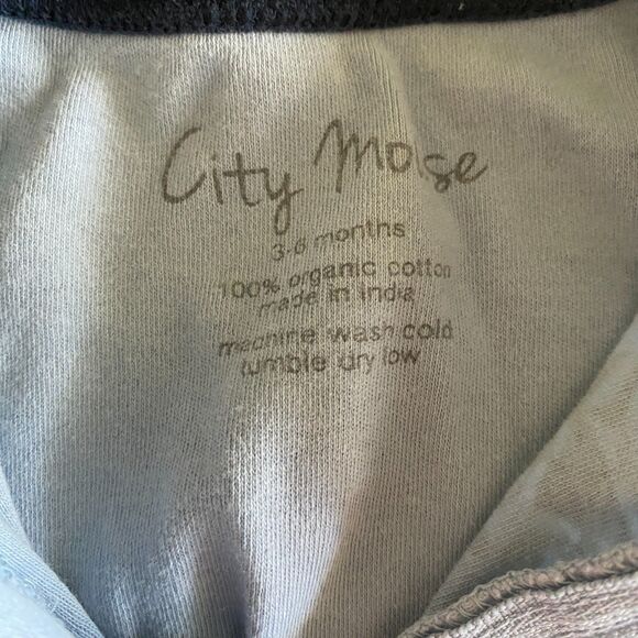 City Mouse Blue Wolf Adjustable Zip Romper 3-6 Months - Picture 3 of 9